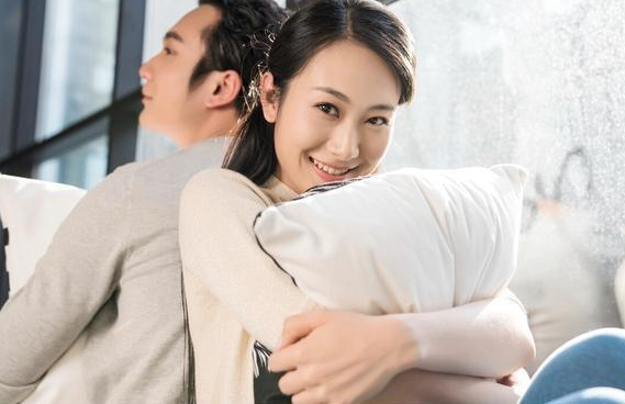 广州市侦探调查公司；6个月不同房可以自动离婚吗